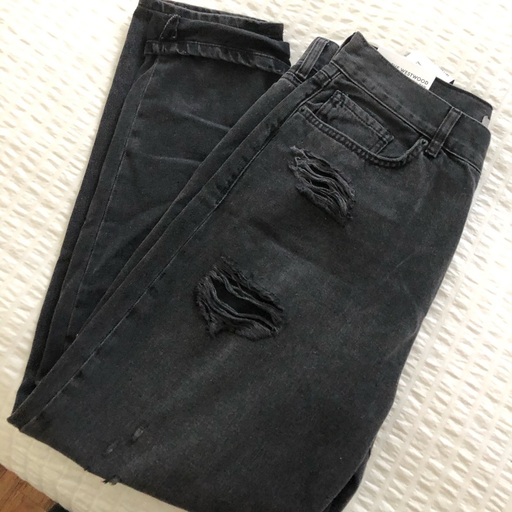Black mom jeans